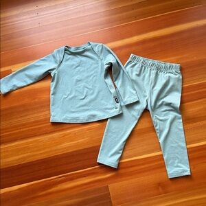 Like new REI long underwear set 18 mo